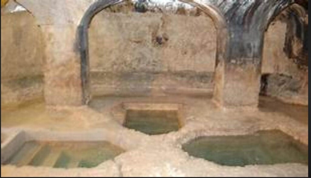 figure-2-mikveh-in-syracuse-sicily-6th-century-the-oldest-in-europe