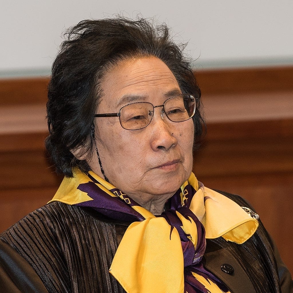 Tu Youyou Discoverer Of Artemisinin For Resistant Malaria Hektoen 