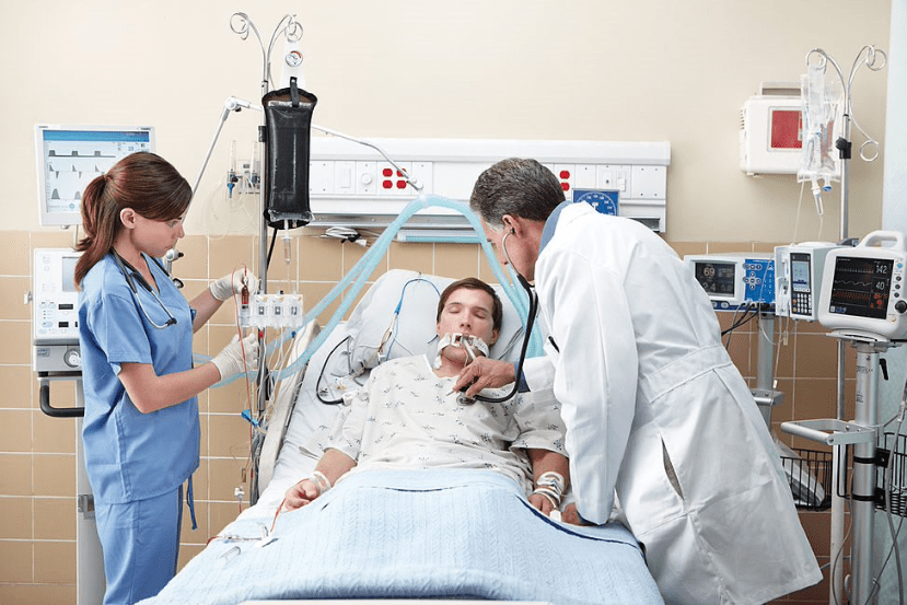 Clinicians in the ICU using clinical judgment